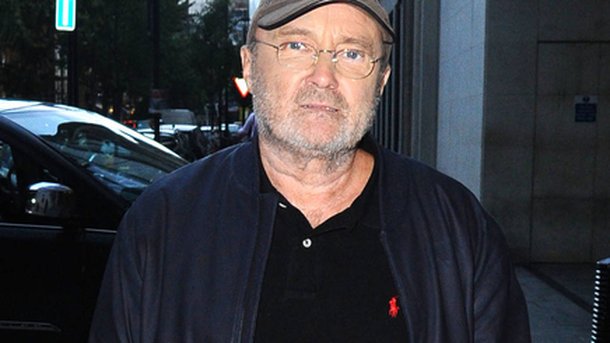 Phil Collins : sa gaffe devant Lady Di et le prince Charles