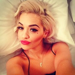 Rita Ora: @jfisherjewelry ❤️