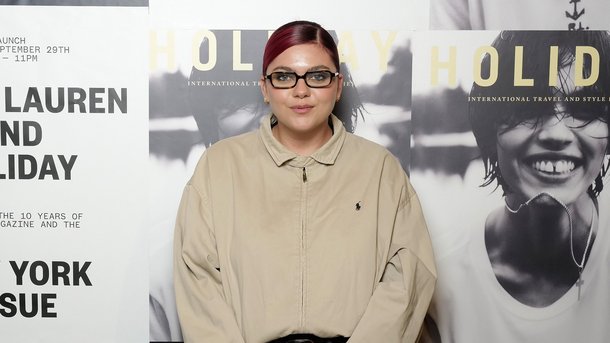 Louane rend un hommage très touchant à Michel Blanc