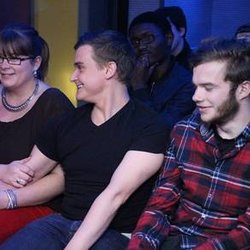 Lundi 9 Mars 2015 Cauet fête la journée de la femme