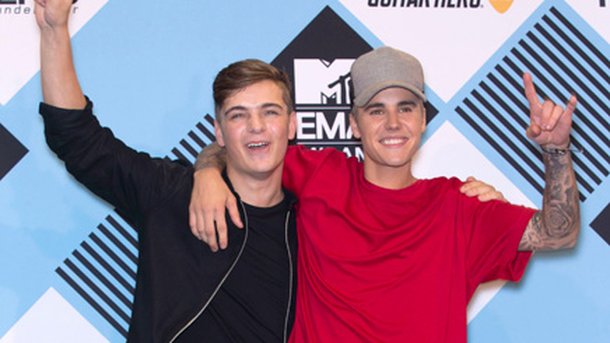 Justin Bieber reprend du Taylor Swift avec Martin Garrix!
