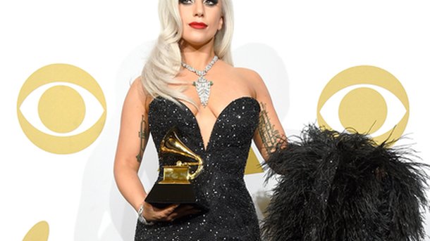 Lady Gaga invitée sur la scène des Oscars!