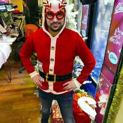 Vincent le banquier et sa tenue 100% Noël !
