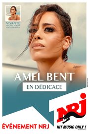 Amel Bent en dédicace pour la sortie de son nouvel album "Vivante"