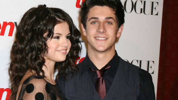 Selena Gomez au mariage de son «frère»!