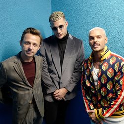 Martin Solveig, DJ Snake et M Pokora - NRJ Music Awards 2017