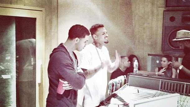 Chris Brown et Drake réunis en studio !