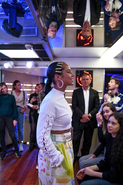Alicia Keys chez Cauet sur NRJ