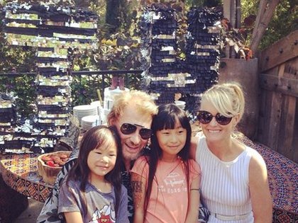 johnny-hallyday-laeticia-hallyday-et-leurs-filles