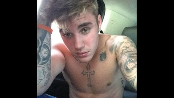Justin Bieber : torse nu pour dévoiler son nouveau Tumblr !