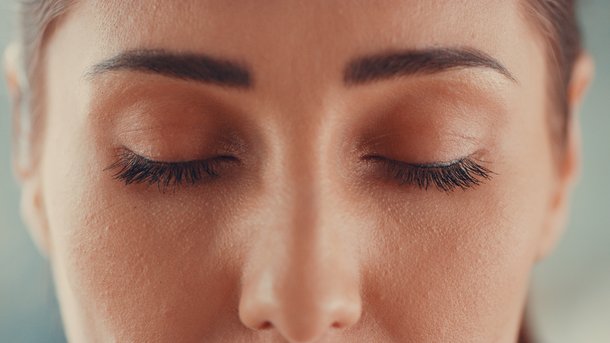 Les infos du Réveil Chérie : quelle est cette astuce simple et efficace pour reposer ses yeux ?