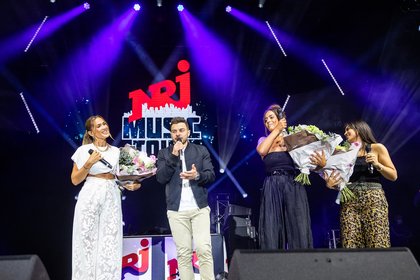 Camélia Jordana, Vitaa et Amel Bent - NRJ Music Tour Haguenau 2021