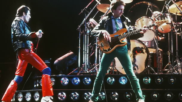 Le Top 30 des meilleurs riffs de basse de tous les temps, clin d'œil à John Deacon