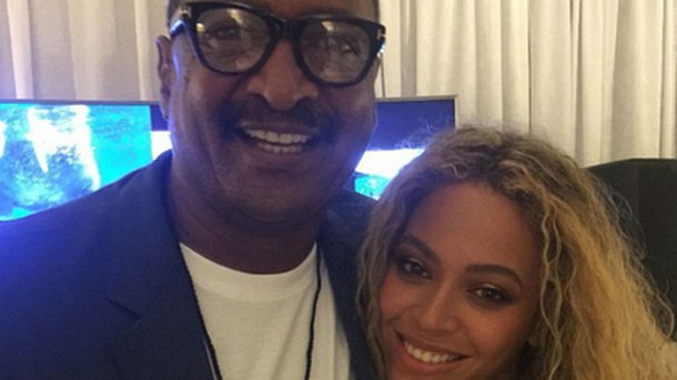 Beyoncé : retrouvailles avec son père dans les coulisses de sa tournée!