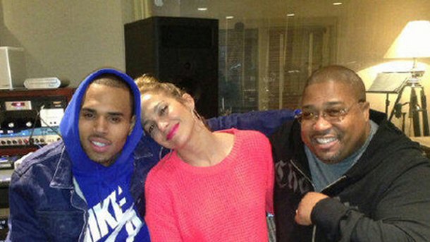 Chris Brown : en studio avec Jennifer Lopez !