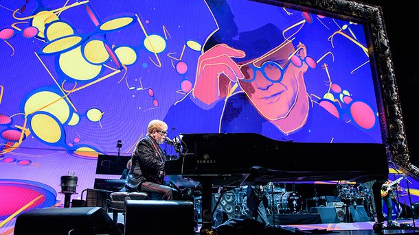 Elton John rajoute une troisième et dernière date de concert à Paris en 2020