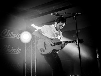Vianney sur la scène du Concert privé Pop Love