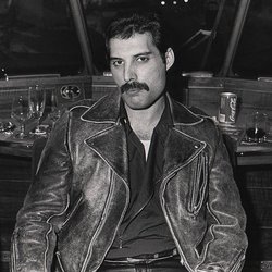 Barcelona : l'album de Freddie Mercury qui révèle sa passion pou