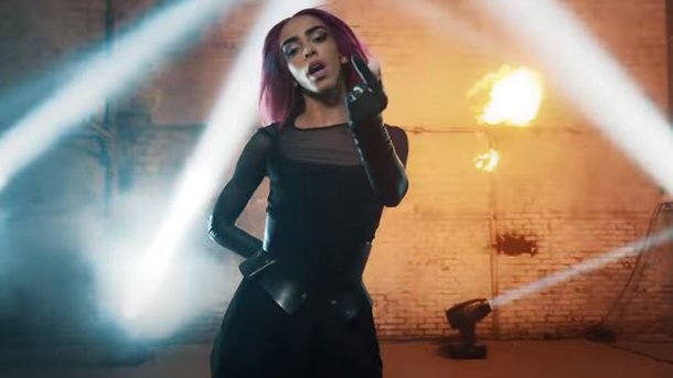 Bilal Hassani - Dead Bae