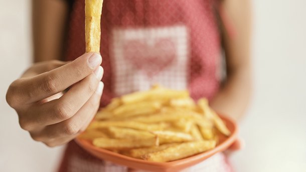 Le Top du Réveil Chérie : Manger des frites pourrait faire maigrir !