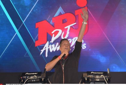 NRJ DJ Awards 2015 - Nils Van Zandt