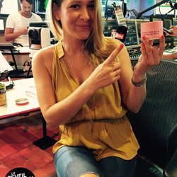 Stéphanie Loire est la marraine de la Flamme Marie Claire