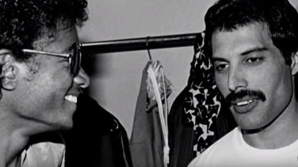 Michael Jackson et Freddie Mercury - There Must Be More to Life Than This