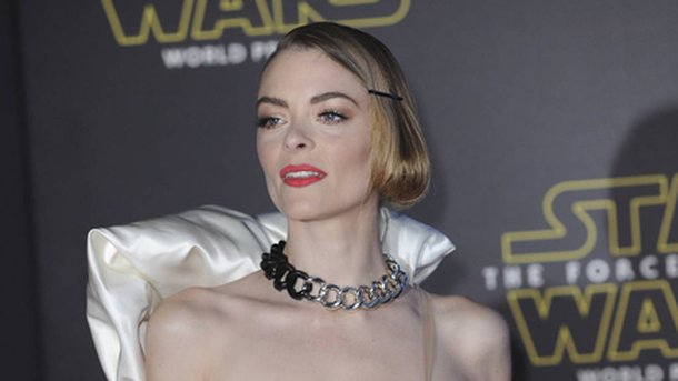 Jaime King : elle tient a sa tradition de Noël