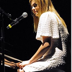 Louane - Concert Pop Love
