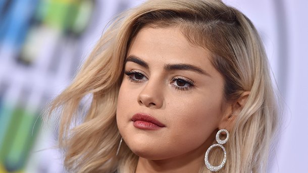 Selena Gomez: son enfance retracée en images