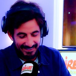 Maxime Gasteuil invité de Sébastien Boché sur Rire & Chansons - les taxis parisiens - photo