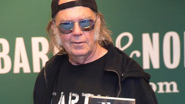 Neil Young : prof de guitare pour Meryl Streep !