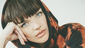 Nea: zoom sur l'engagement humanitaire de la chanteuse