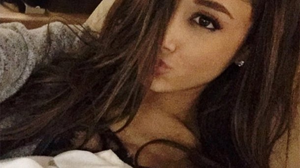 Ariana Grande : retour au brun!