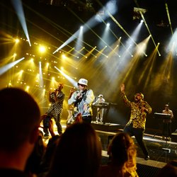 Bruno Mars - Cérémonie NRJ Music Awards 2016