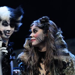 La première représentations de Cats avec Chimène Badi