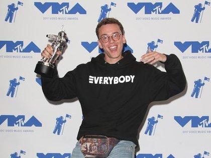 Biographie de Logic