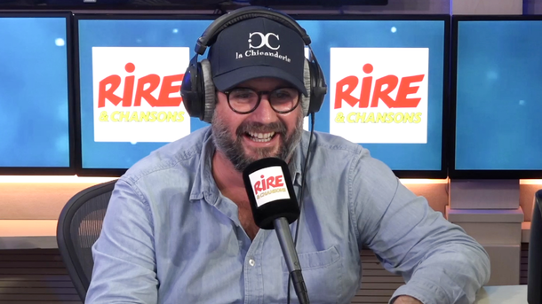 Chicandier à Patrick Timsit : "Vous êtes un génie. Non mais vraiment. OK. Bon, j'ai dit la même chose pour Jean Roucas, et pour les one man d'Arthur et Julien Courbet...!"