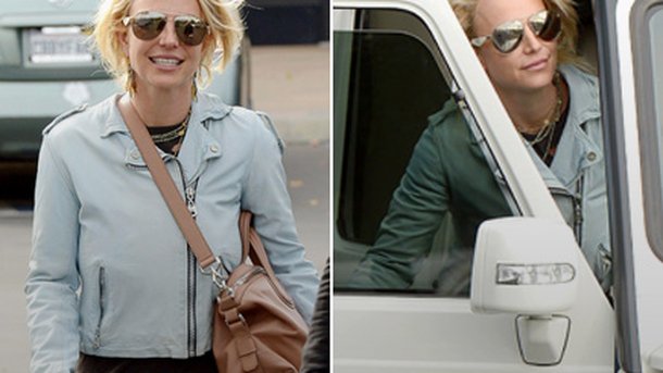 Britney Spears: tout sourire après une séance d'enregistrement!