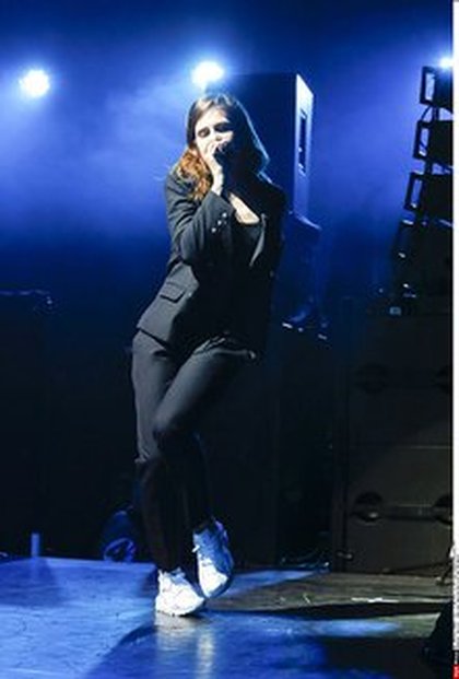 Concert Pop Love - Christine and the Queens