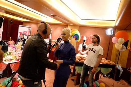 Katy Perry chez Cauet sur NRJ
