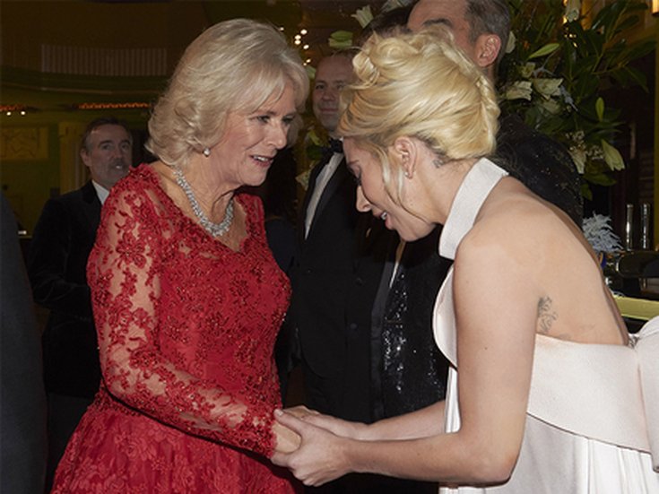 Lady Gaga et la Duchesse Camilla