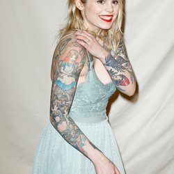 Cœur de Pirate : rayonnante en Baby Doll en 2017
