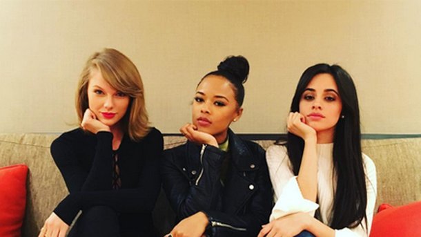 Taylor Swift : un week-end câlin entre copines avec Camila Cabello!
