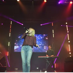 Louane - NRJ Music Tour Beauvais 2016