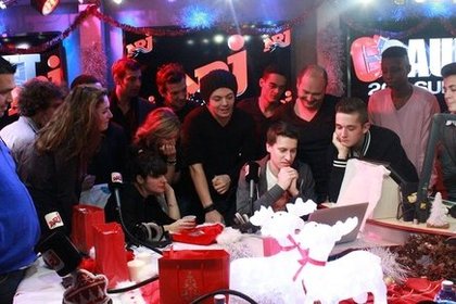 Emission du 20 décembre 2013 avec Kev Adams et l'équipe de SODA