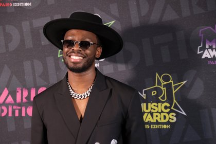 Dadju - Photocall NRJ Music Awards Paris Edition