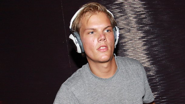 Avicii: «SOS», le premier extrait de son album posthume est enfin là!