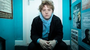 Retour sur le succès du tube "Before You Go" de Lewis Capaldi