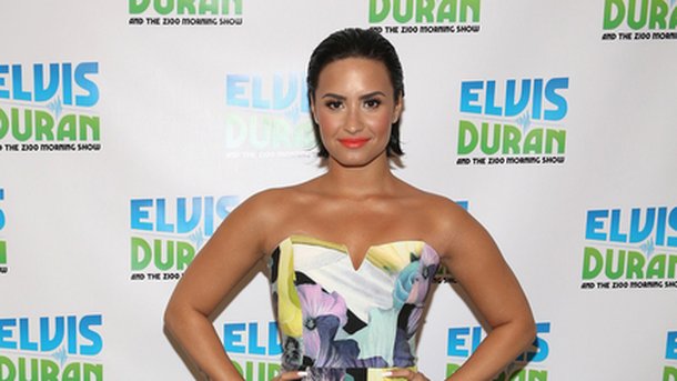 Demi Lovato : un extrait du clip "Cool For The Summer"!